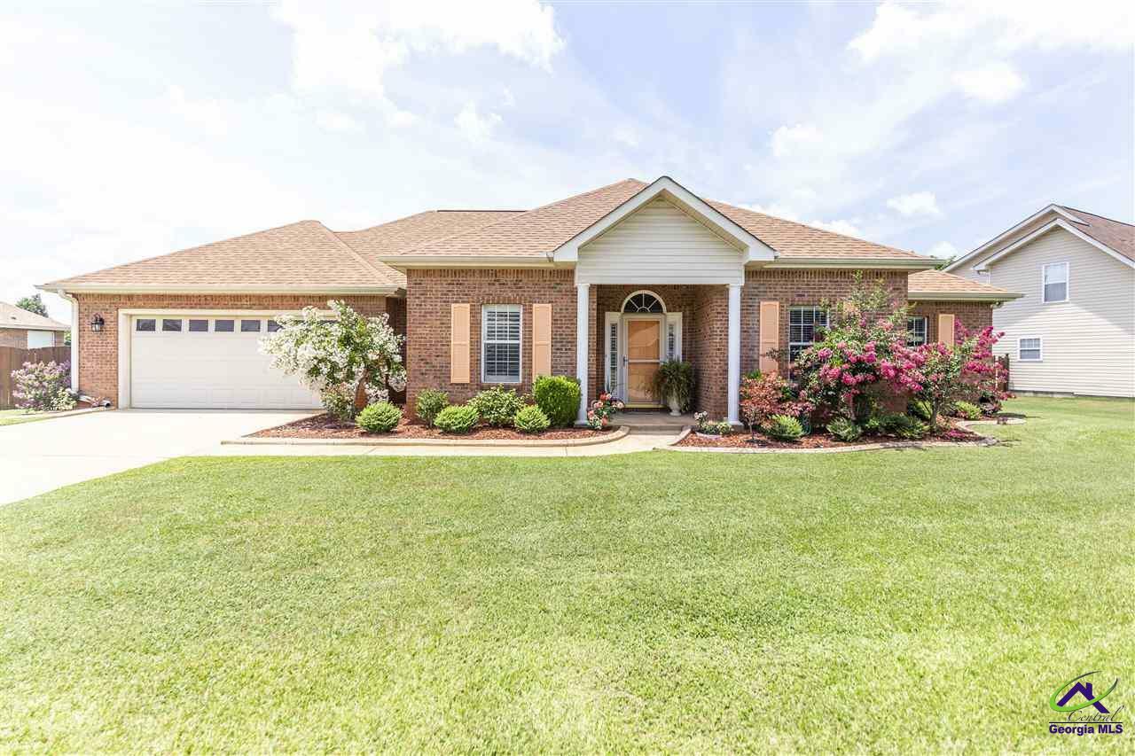 Property Photo:  202 Myles Lane  GA 31005-3146 