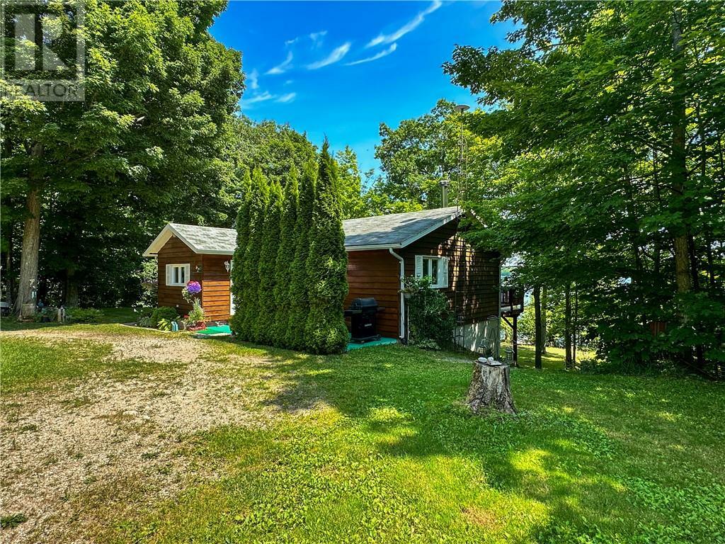 Property Photo: 700 Ice Lake Drive ON P0P 1H0