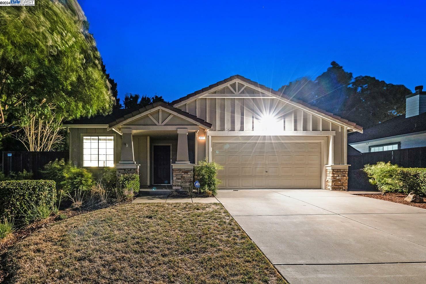 Property Photo:  602 Saddleback Cir  CA 94551 