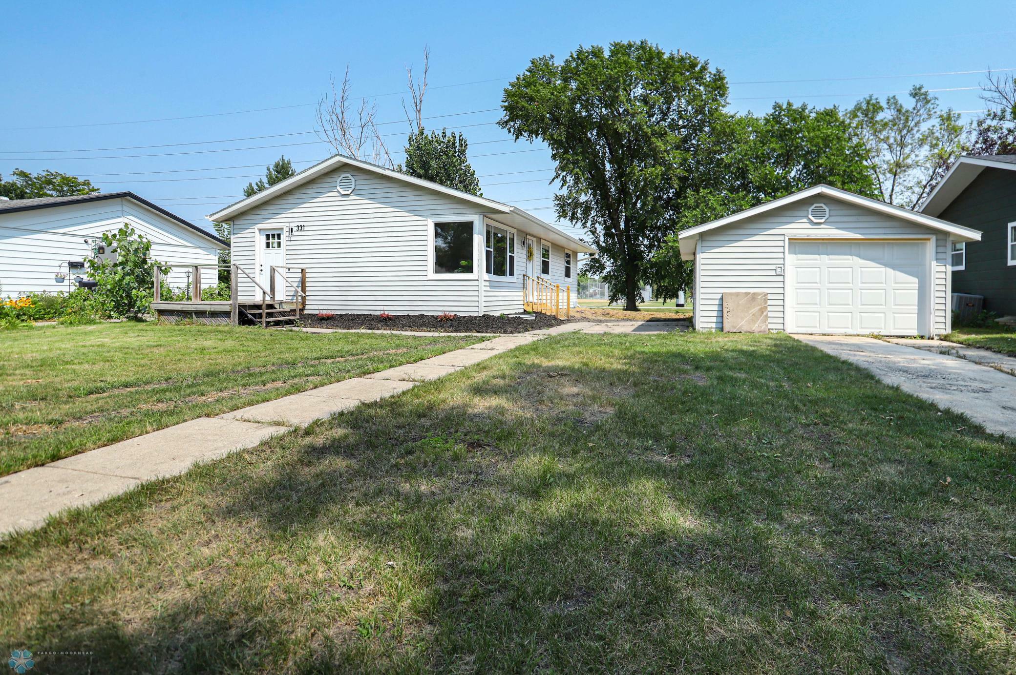 Property Photo:  331 Cedar Lane  ND 58078 