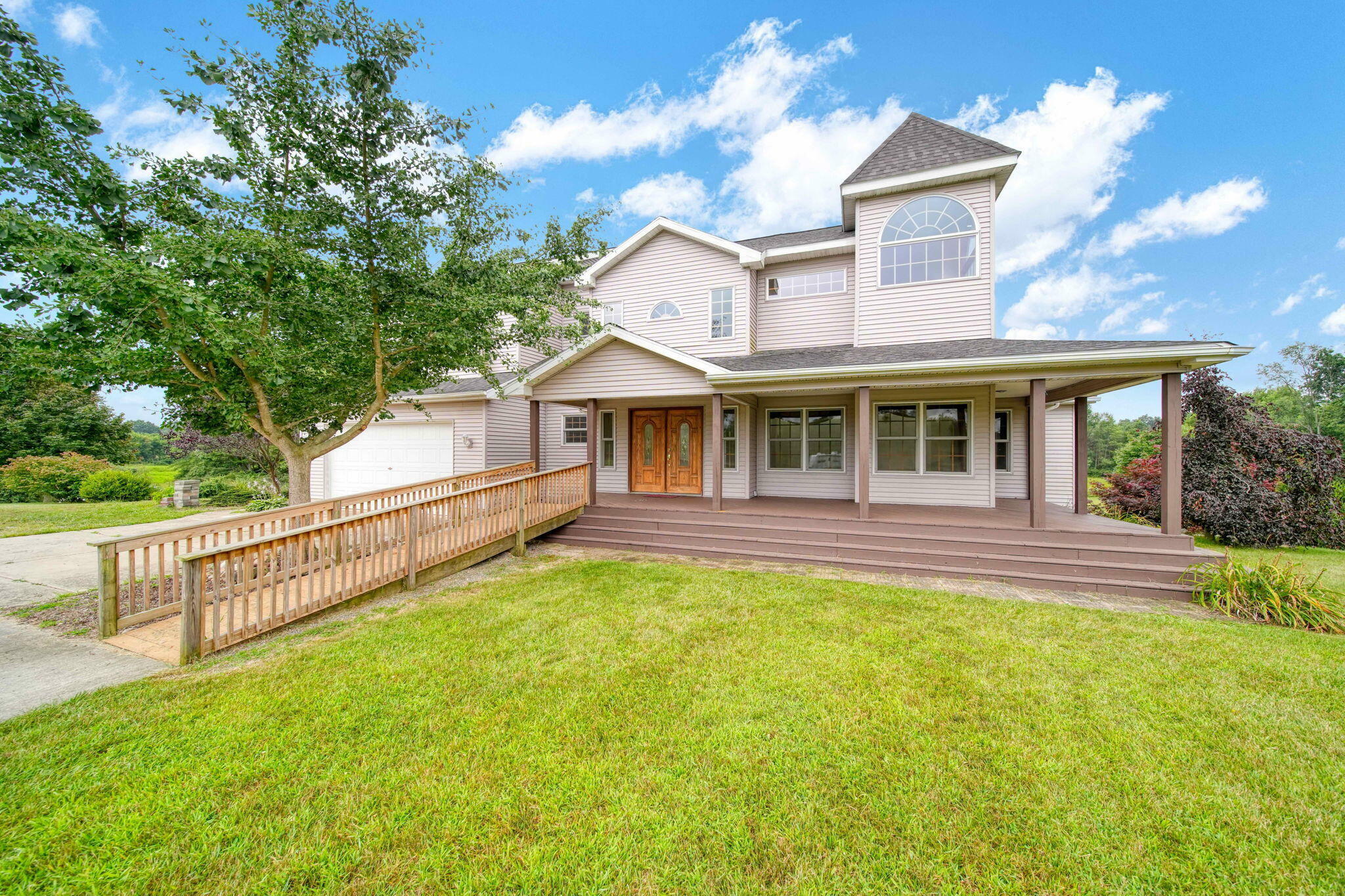 Property Photo:  3014 Penneywood Drive  MI 49201 