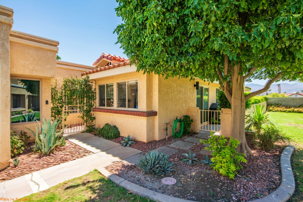 Property Photo:  41771 Colada Court  CA 92260 