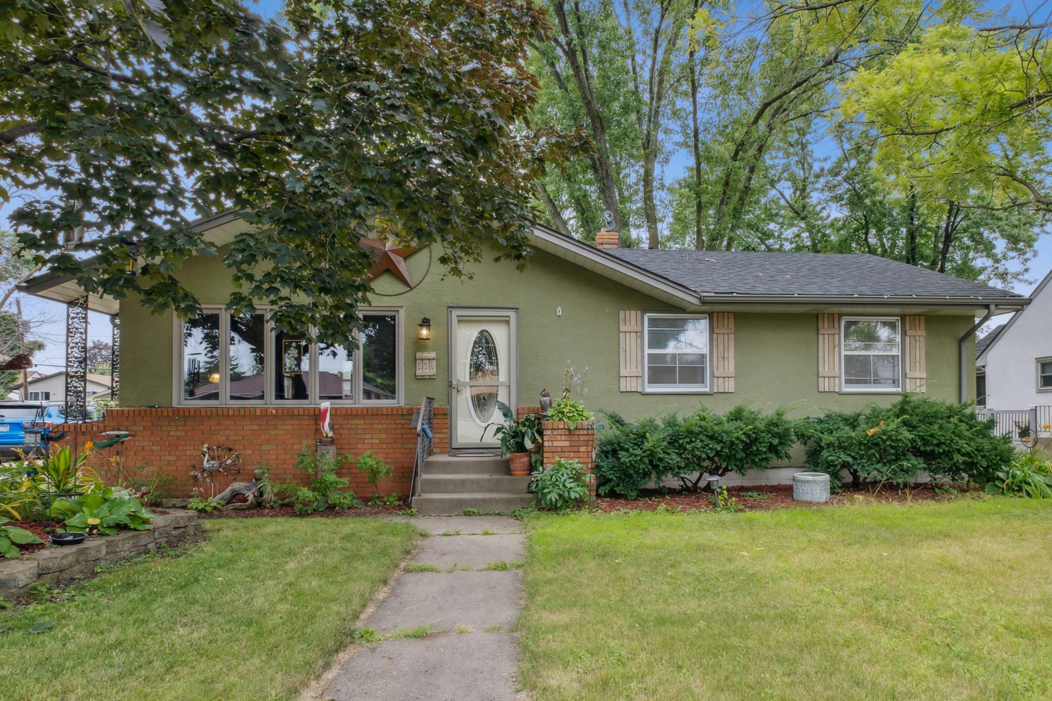 Property Photo:  121 Poplar Street W  MN 55075 