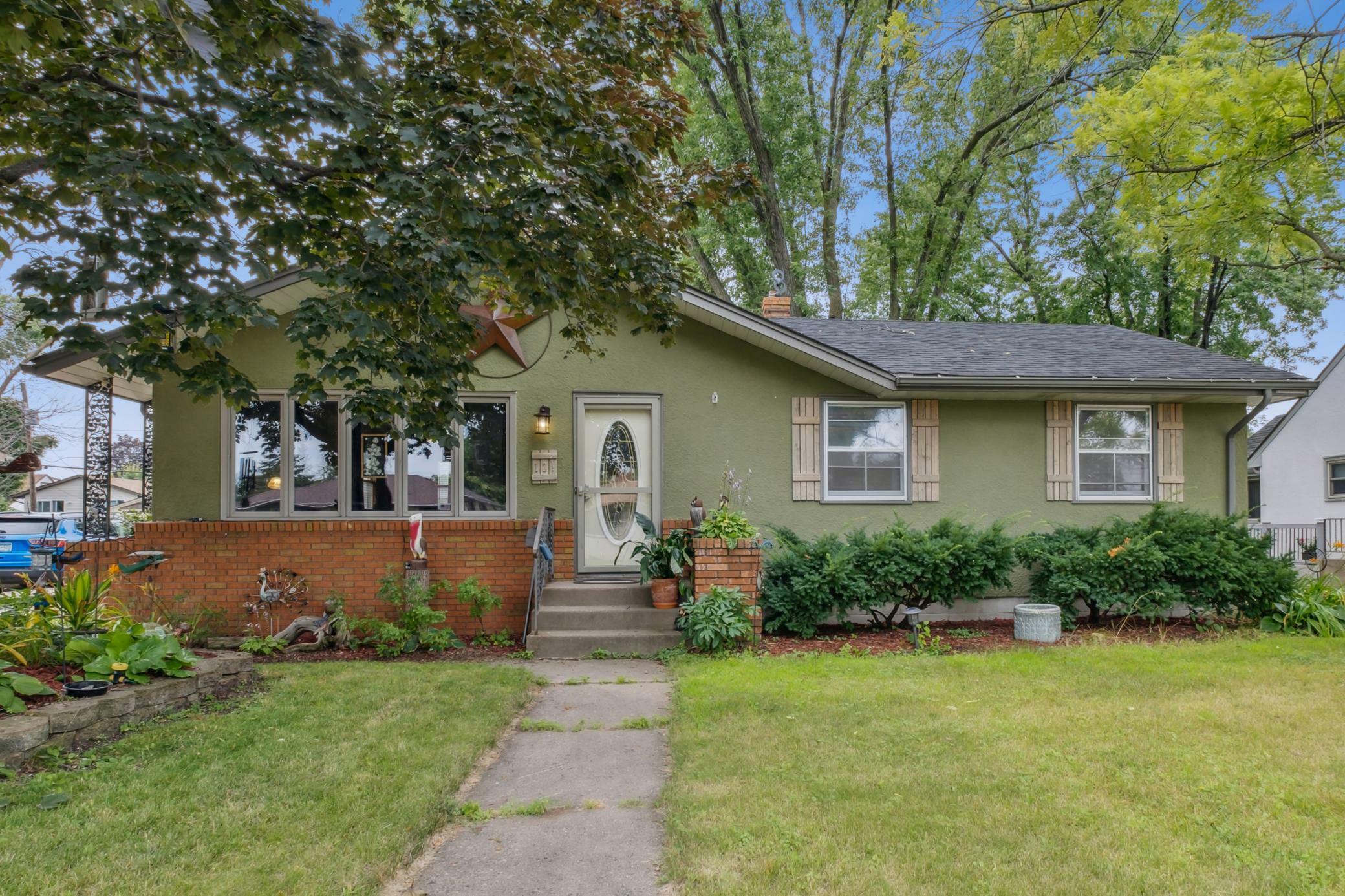 Property Photo: 121 Poplar Street W MN 55075