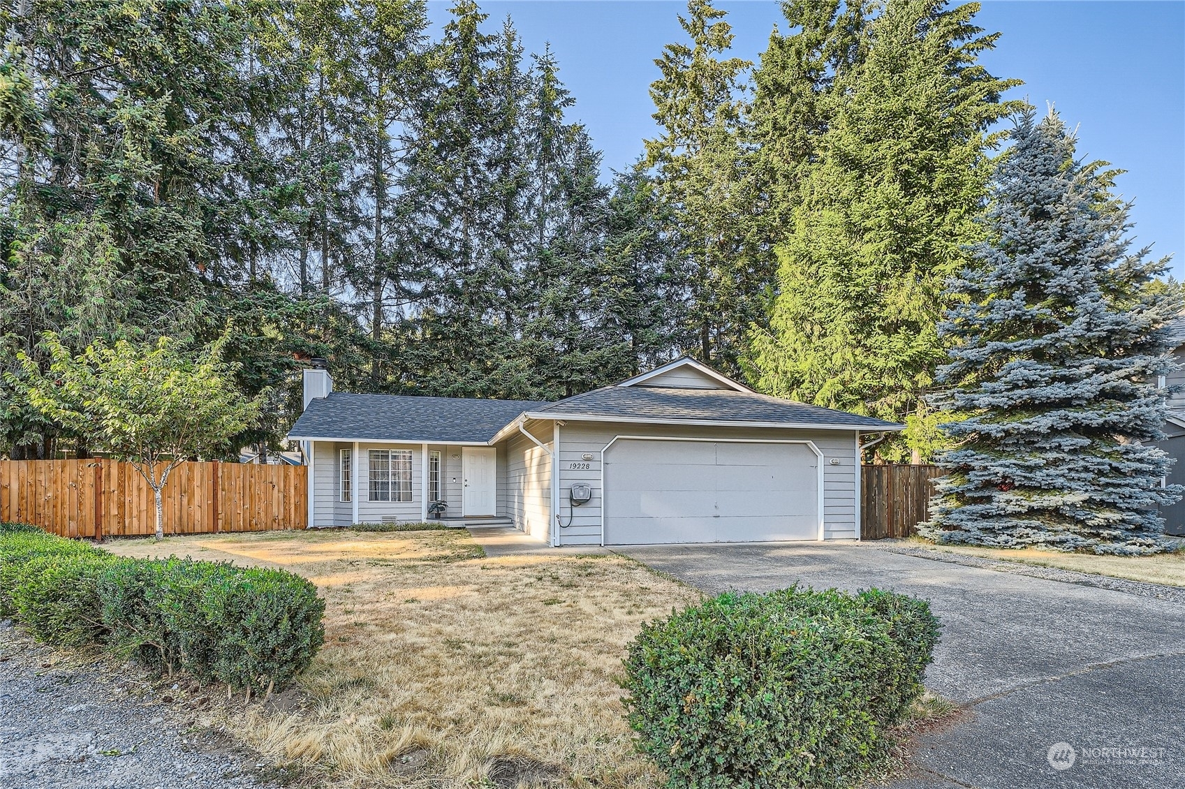 Property Photo:  19228 SE 260th Place  WA 98042 