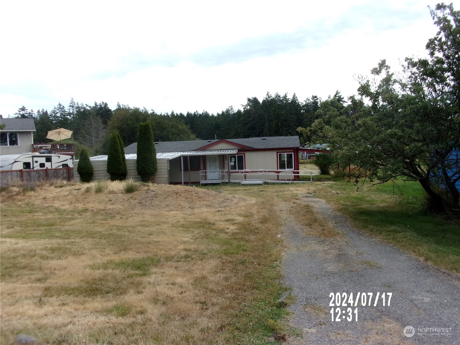 Property Photo: 986 Carl Avenue WA 98277