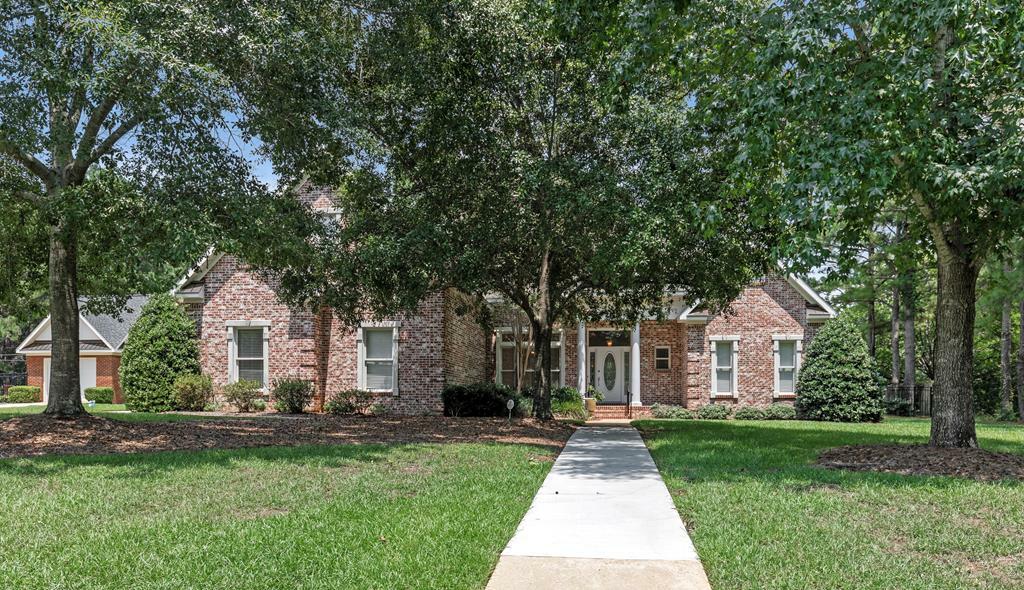 Property Photo:  707 Edinburgh Way  AL 36305 