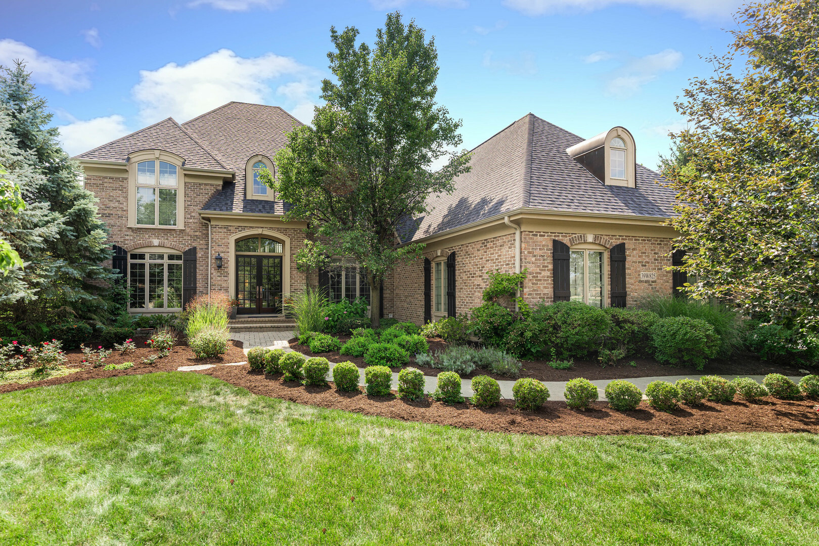 Property Photo: 39W825 Goldenrod Drive IL 60175