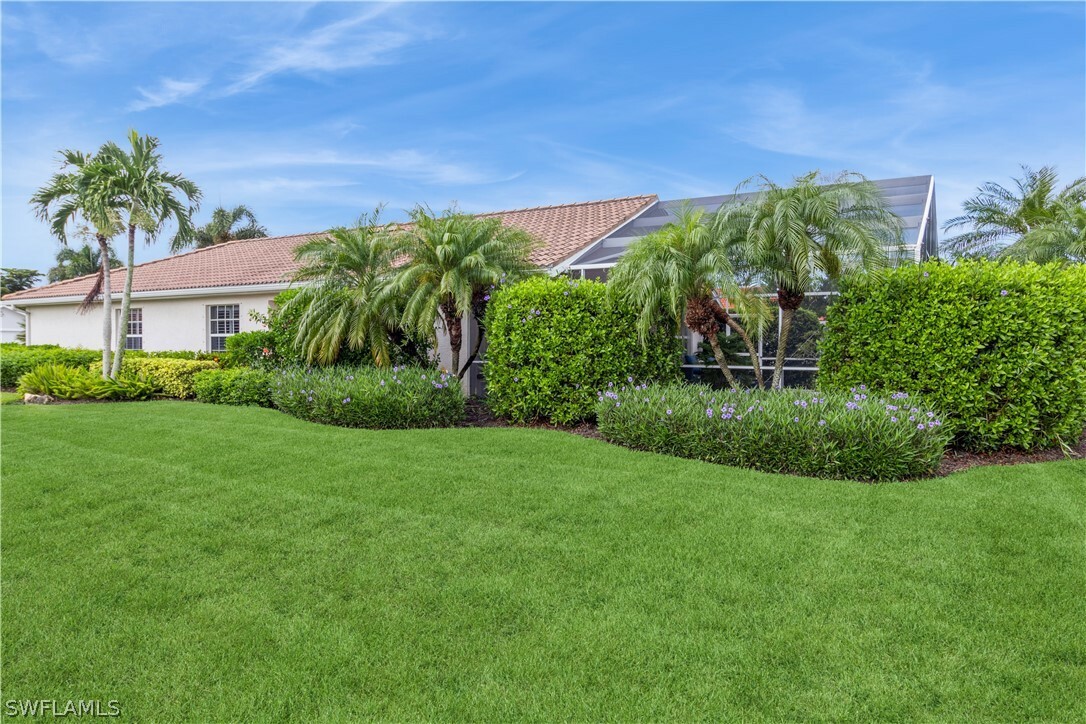 Property Photo:  19695 Villa Rosa Loop  FL 33967 