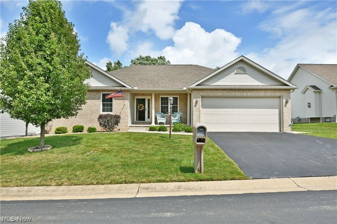 Property Photo:  2301 Saddlebrook Lane  OH 44410 