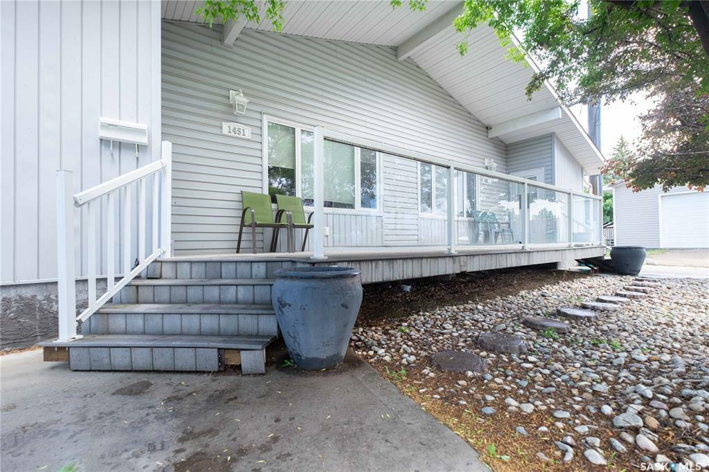 Property Photo:  1451-1453 Rupert Street  SK S4V 0Y8 