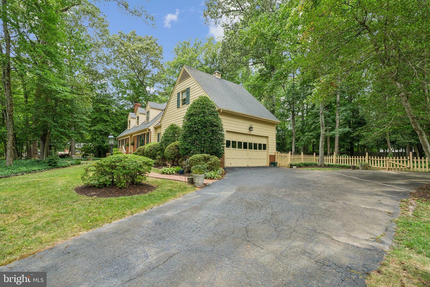 Property Photo:  6010 River Drive  VA 22079 