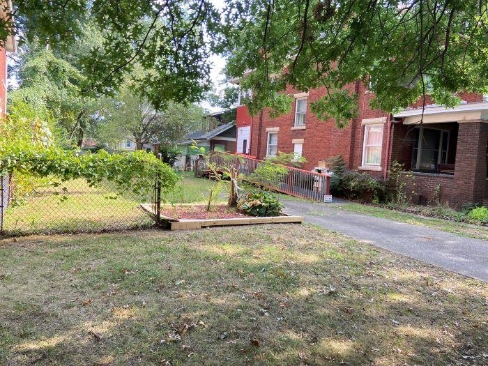 Property Photo:  1203 9 Th Ave  WV 25701-0000 