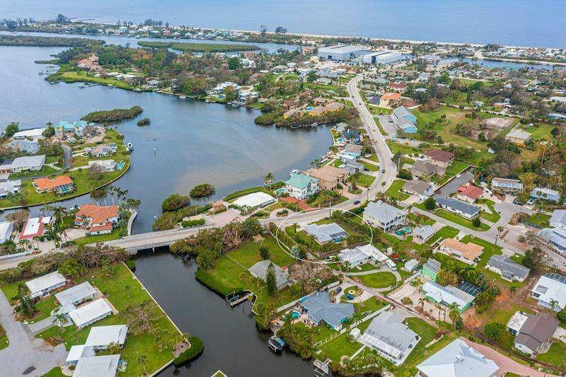 Property Photo:  612 Albee Road W  FL 34275 