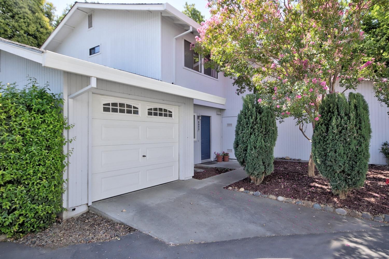 Property Photo:  5093 Veranda Terrace  CA 95618 
