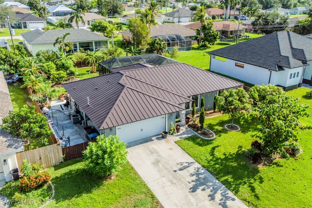 Property Photo:  411 SE 20th Street  FL 33990 