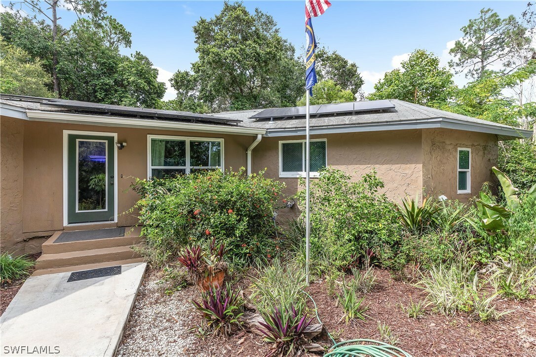 Property Photo:  6165 Copper Leaf Lane  FL 34116 