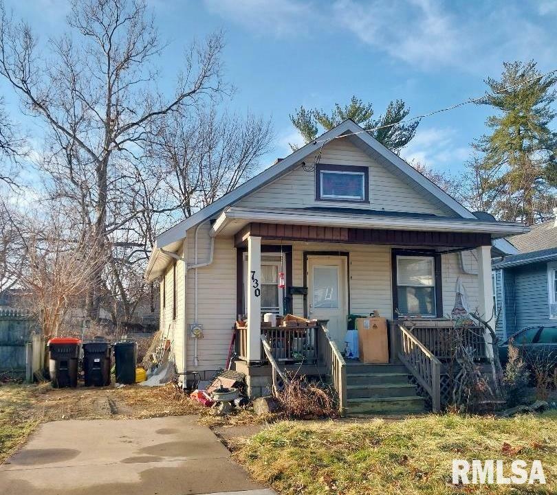 Property Photo:  730 E Maywood Avenue  IL 61603 