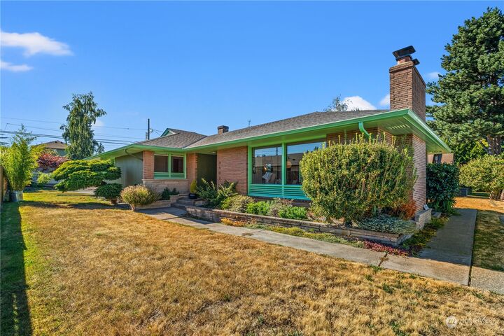 Property Photo: 4908 N Defiance Street WA 98407