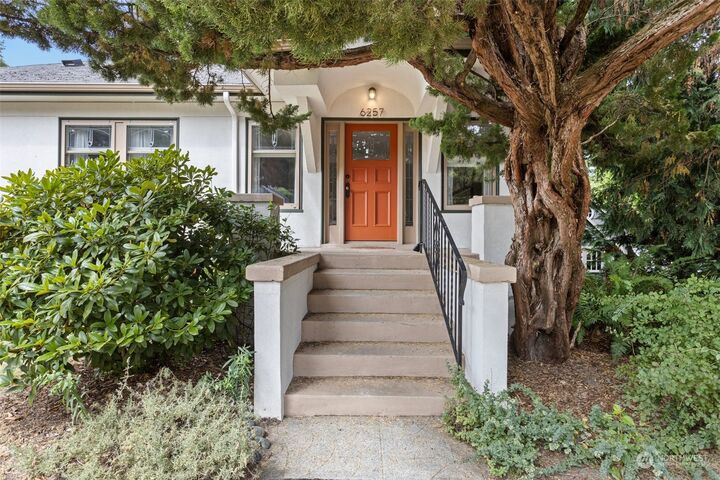 Property Photo: 6257 29th Avenue NE WA 98115