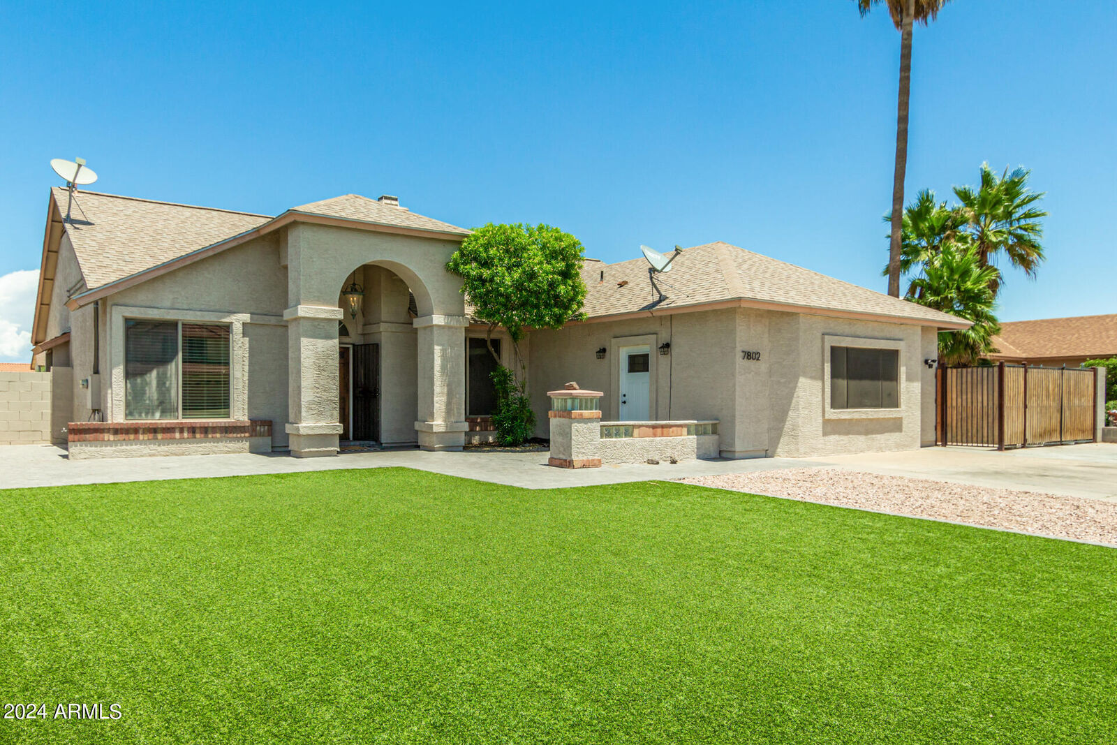 Property Photo:  7802 W Dreyfus Drive  AZ 85381 