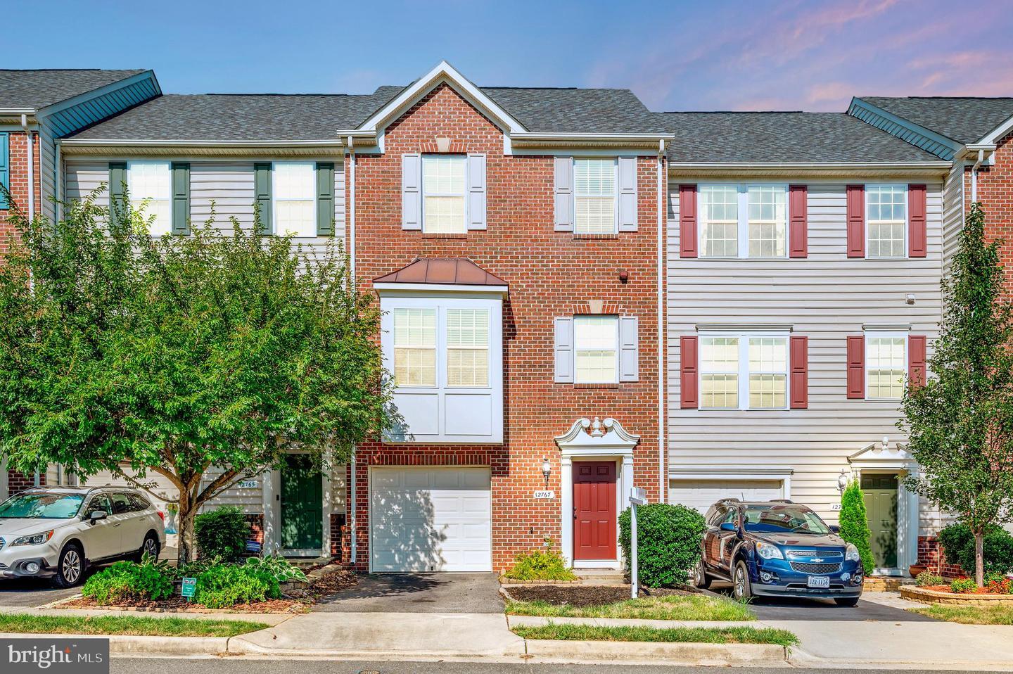 Property Photo: 12767 Stone Lined Circle VA 22192