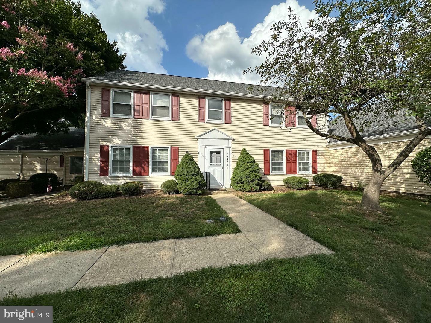 Property Photo:  236 Marblehead Lane B  NJ 08831 