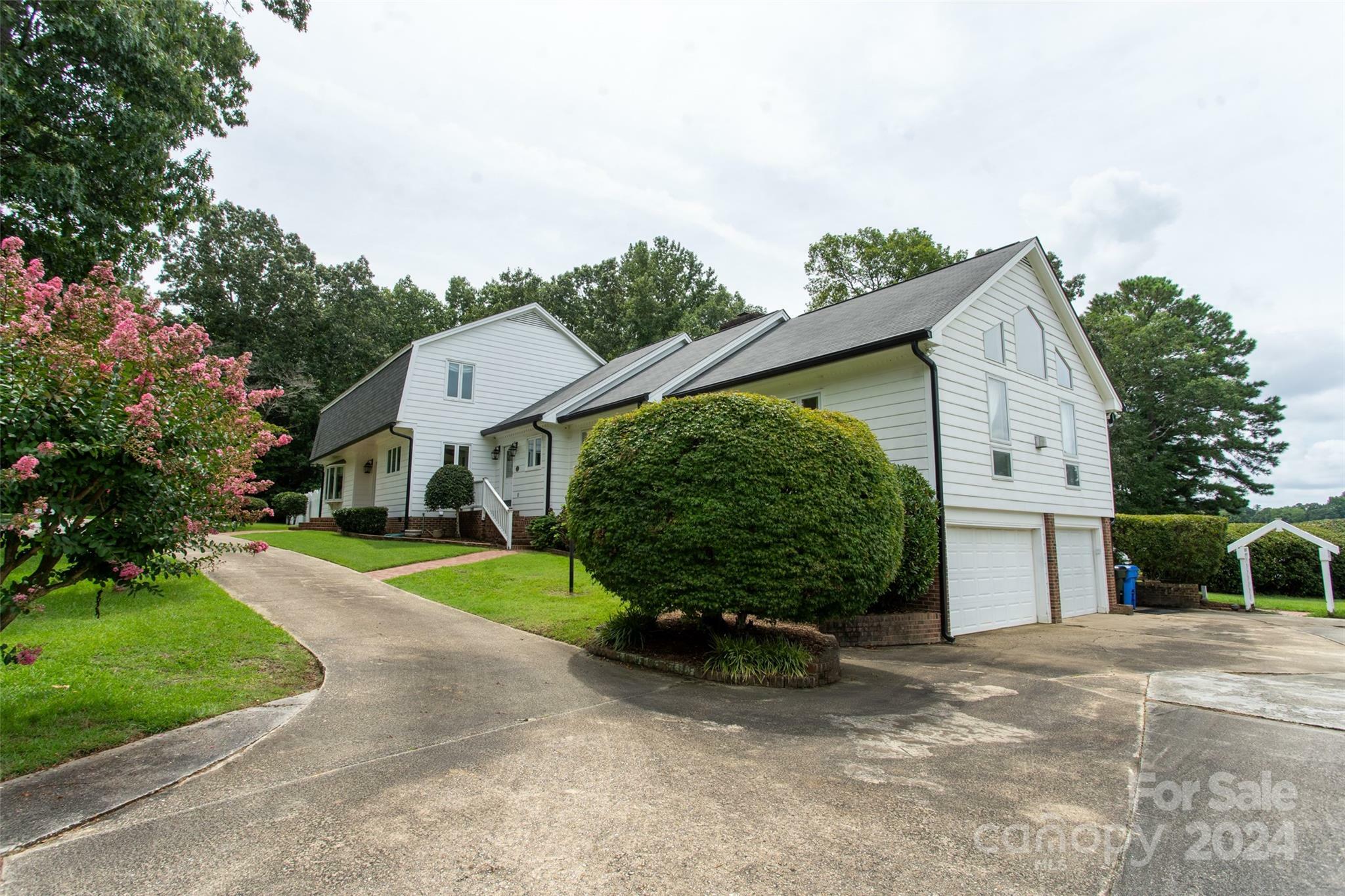 Property Photo:  8025 Muirfield Drive  NC 27526 