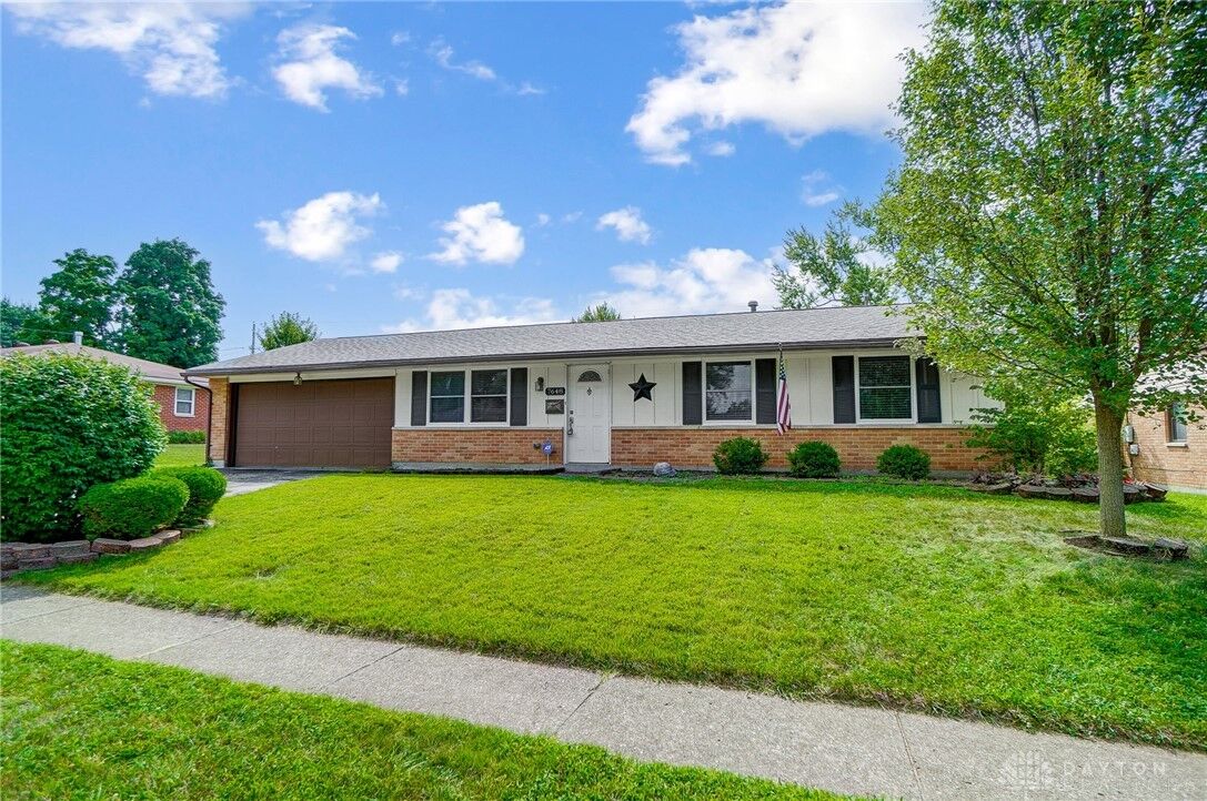 Property Photo: 7648 Rothfield Drive OH 45424