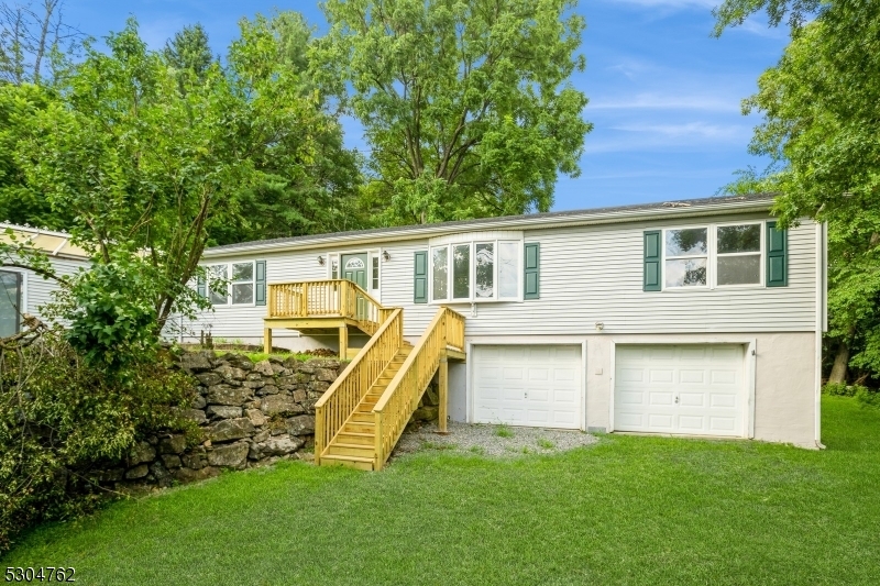 Property Photo:  8 Bunnvale Rd  NJ 07830 