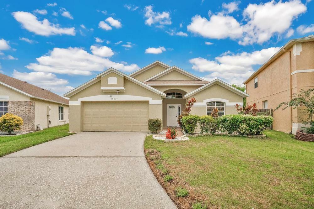 Property Photo:  1663 Nestlewood Trail  FL 32837 