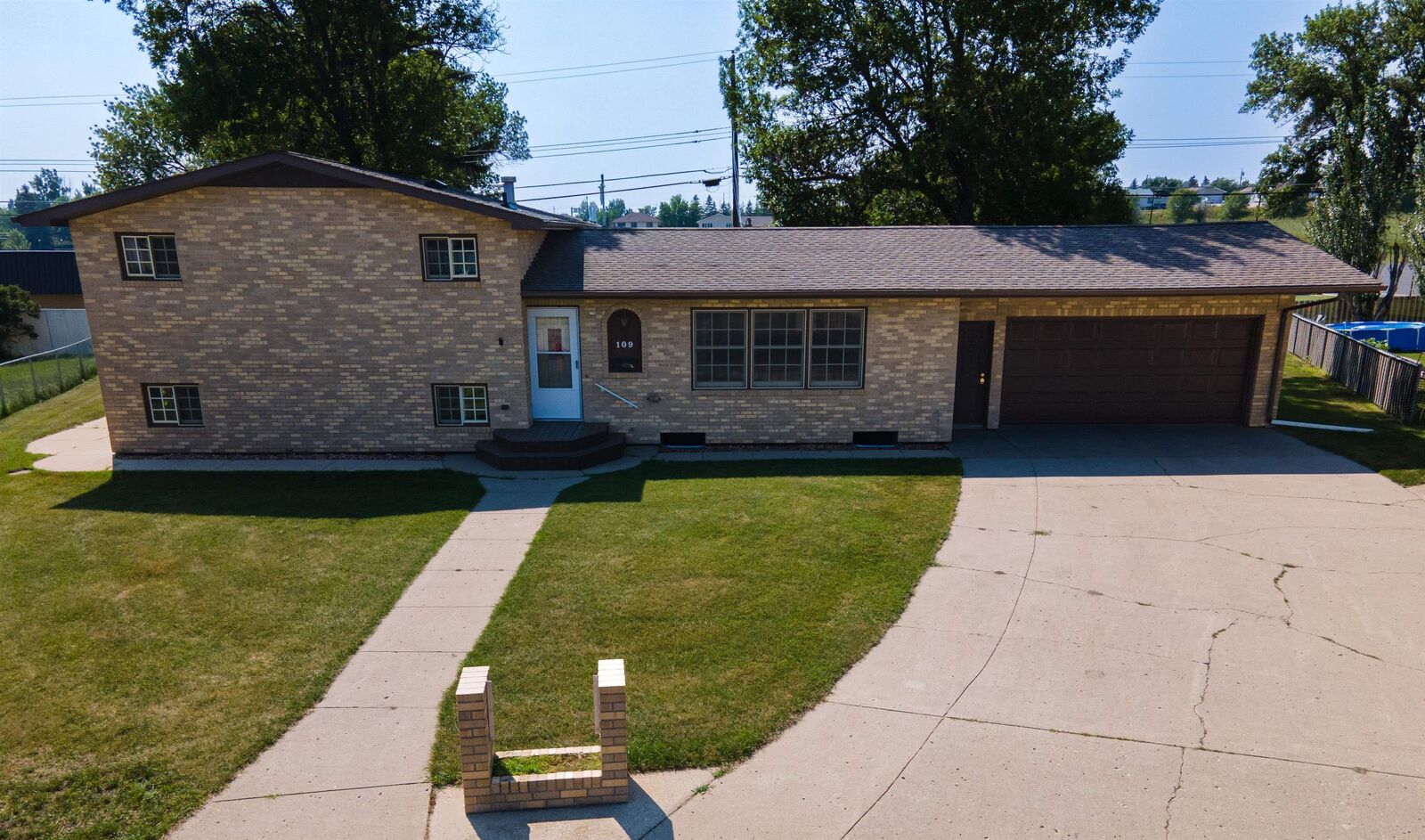 Property Photo:  109 25th St NW  ND 58703 