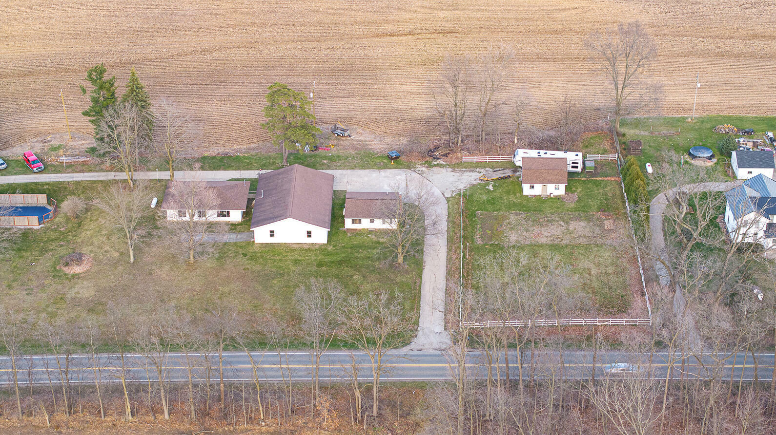 Property Photo:  11329 Moscow Road  MI 49250 