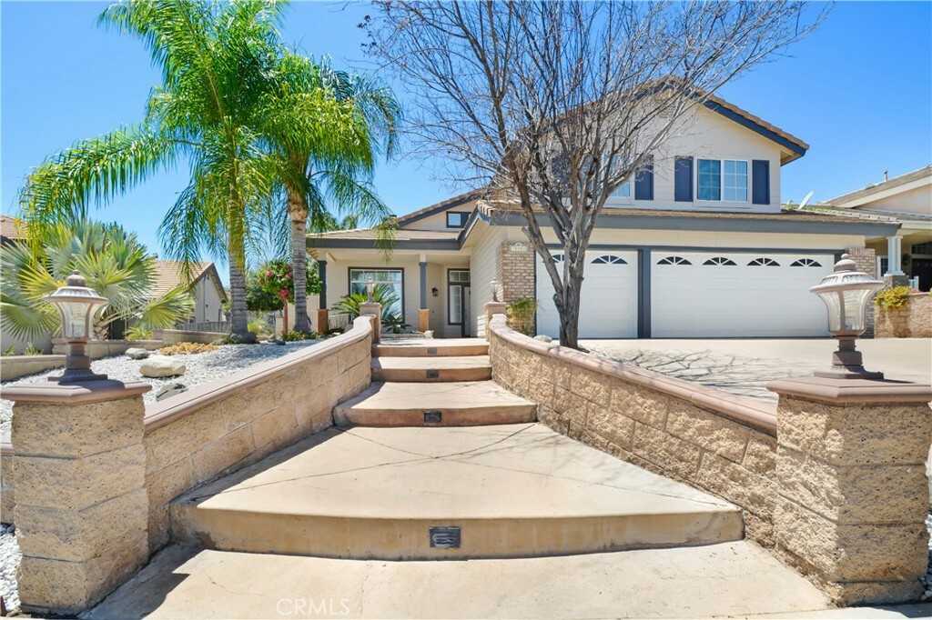 Property Photo:  15320 Regatta Way  CA 92530 