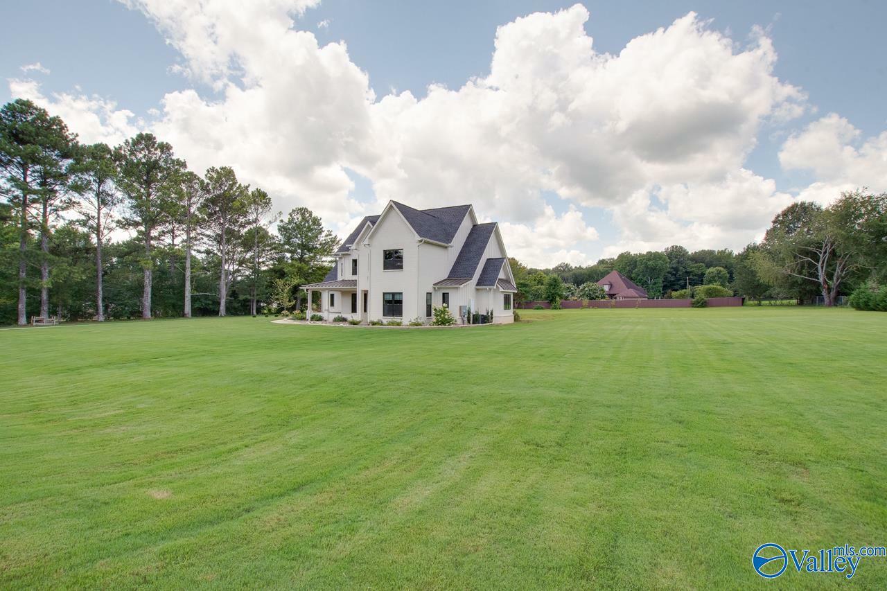 Property Photo:  12015 Northgate Drive NW  AL 35810 