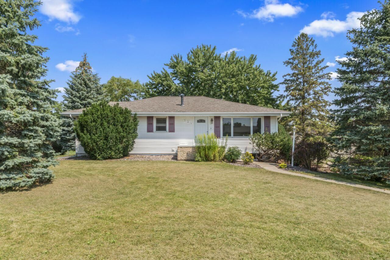 Property Photo: 301 23rd Street SW MN 55902