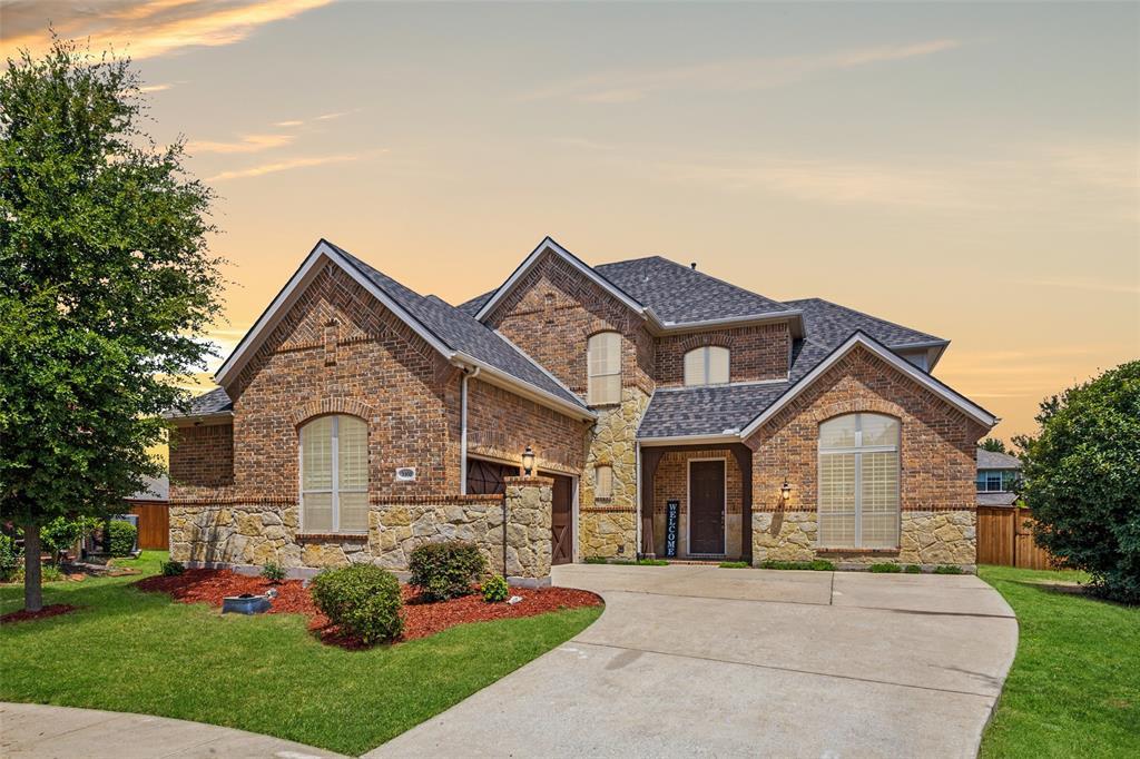Property Photo:  1101 Wilson Drive  TX 76226 