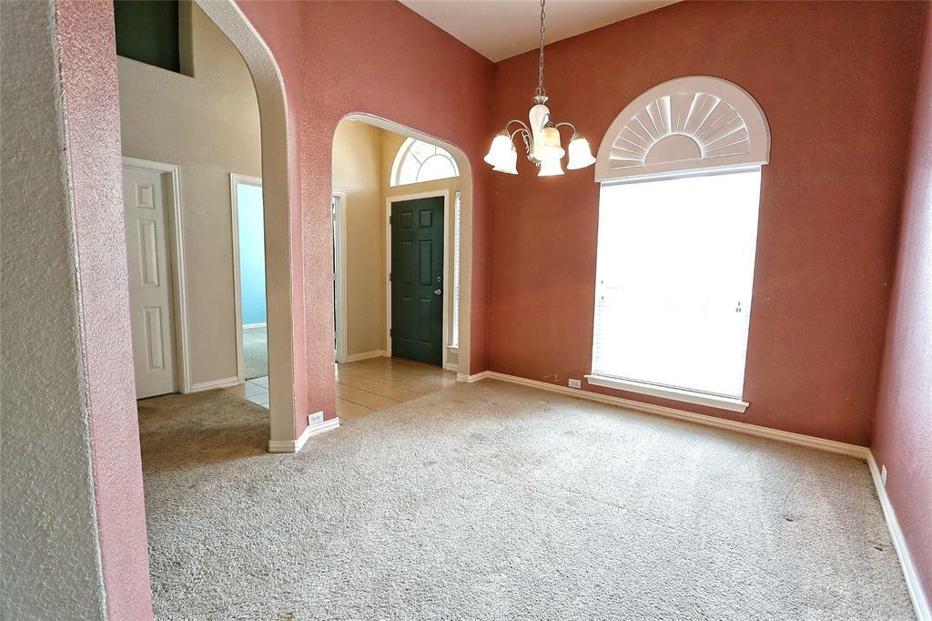 Property Photo:  637 Catalpa Road  TX 76131 