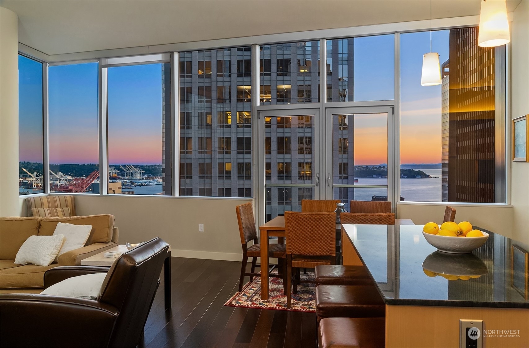 Property Photo: 909 5th Avenue 1700 WA 98164