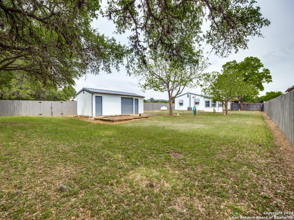 Property Photo: 265 Star Lane TX 78063