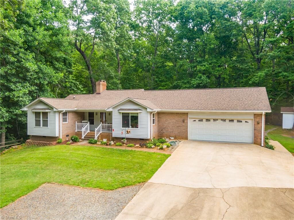 Property Photo:  593 Riverwood Drive  NC 27292 