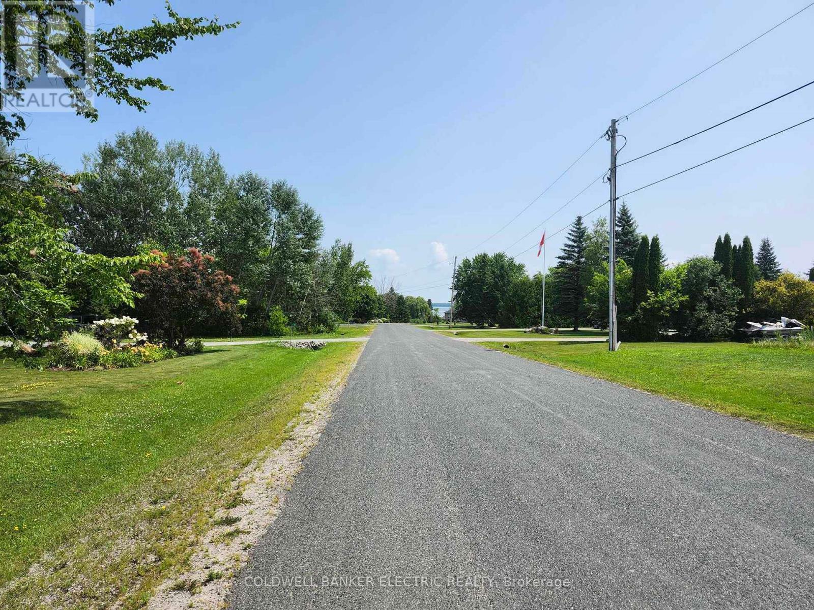 Photo de la propriété:  1736 Myers Crescent  ON K9J 6X2 