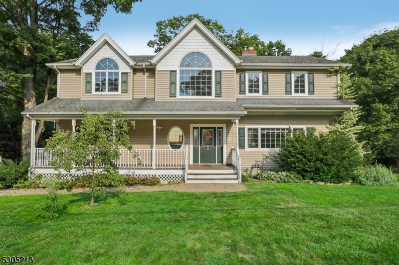 Property Photo: 19 Weir Pl NJ 07456