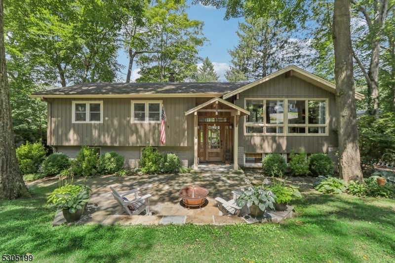 Property Photo: 55 Woodland Rd NJ 07456