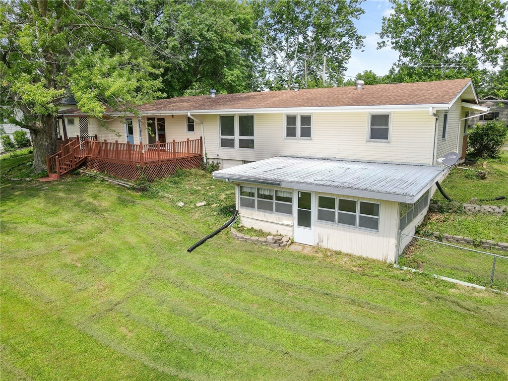 Property Photo:  1810 Carbonado Road  IA 52577 