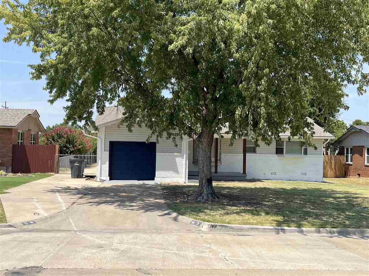 Property Photo:  9 SW 49th St  OK 73505 