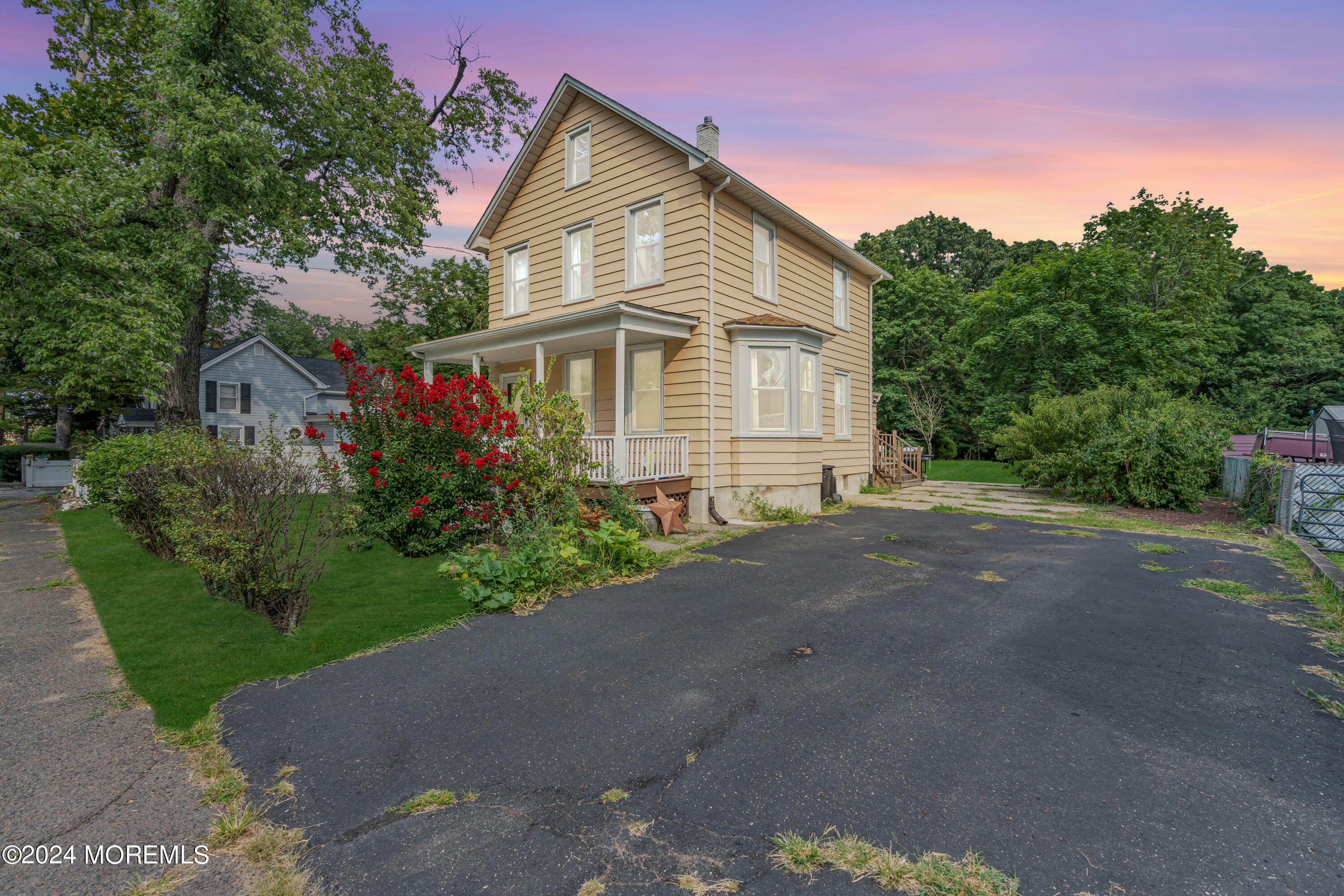 Property Photo:  237 Manalapan Road  NJ 08884 