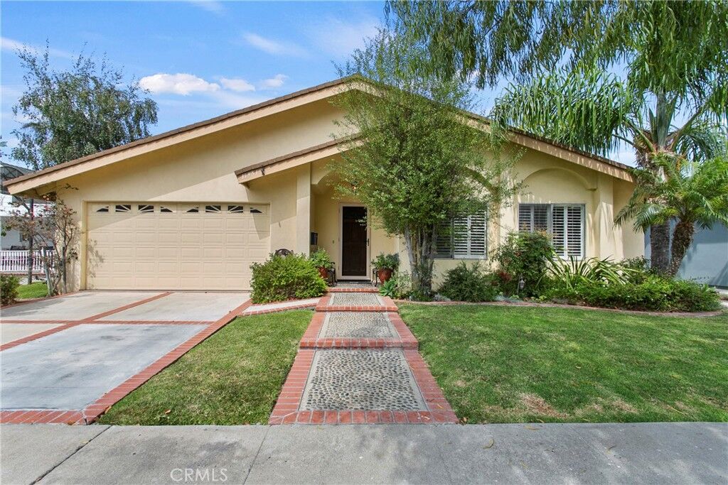 Property Photo:  11931 Cherry Street  CA 90720 