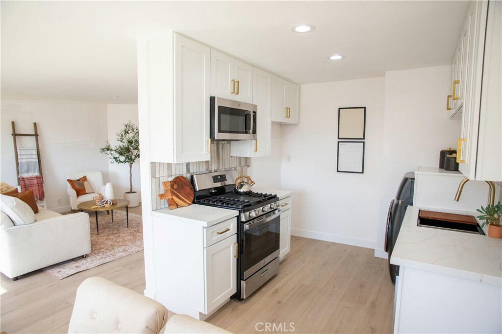 Property Photo:  1422 Peckham Street D  CA 92833 