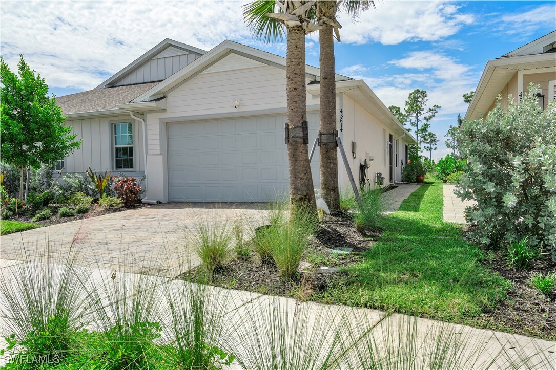 Property Photo:  43614 Sparrow Drive  FL 33982 